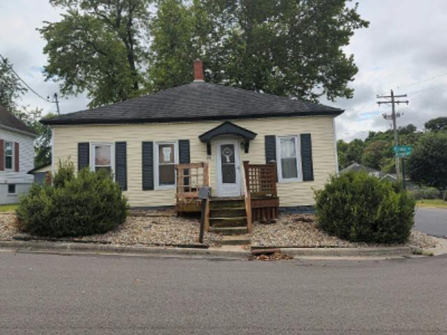 House for sale in Glen Carbon, Illinois