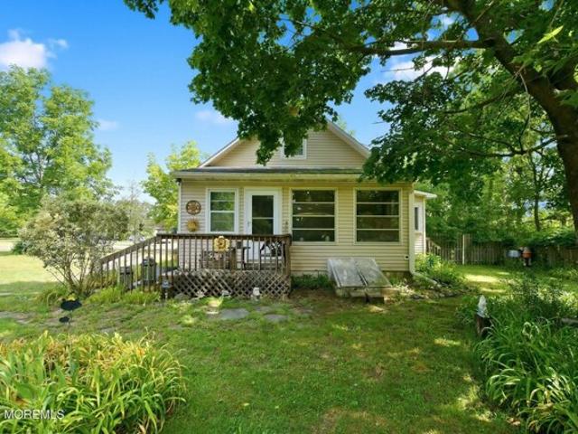 House for sale in Normandy Beach, New Jersey