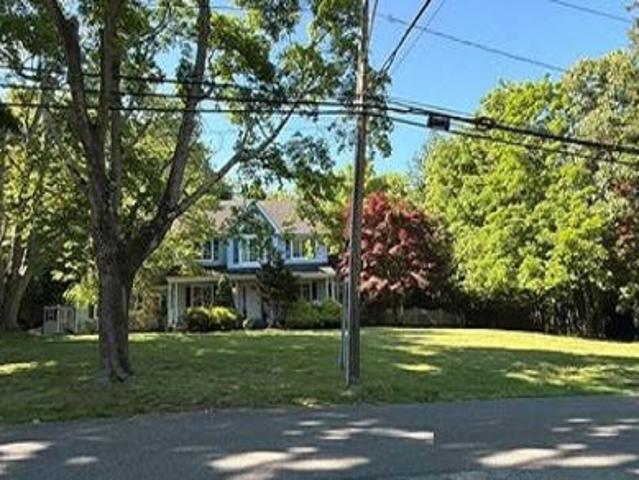 House for sale in Wading River, New York