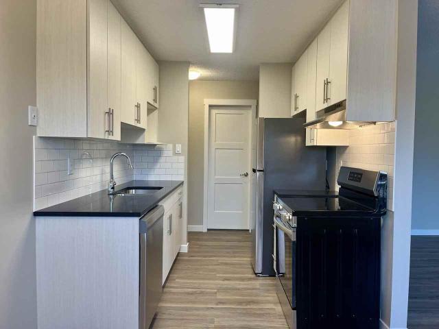 Apartment for rent in Wedgewood, Alberta