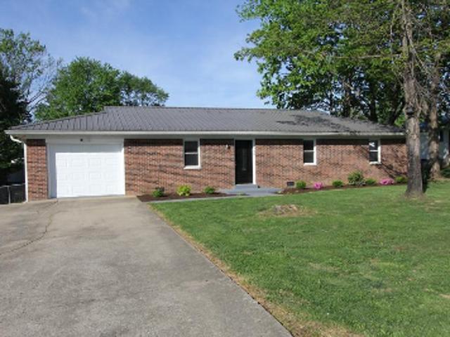 House for sale in Lawrenceburg, Kentucky