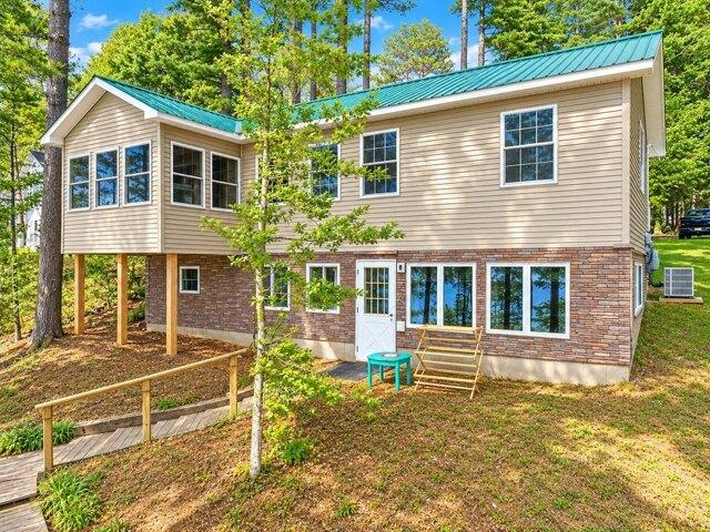 House for sale in Island Pond, Vermont