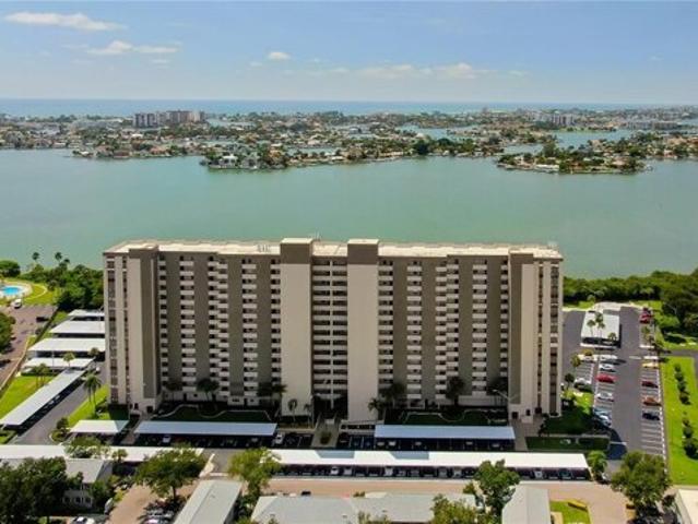 Condo for sale in South Pasadena, California