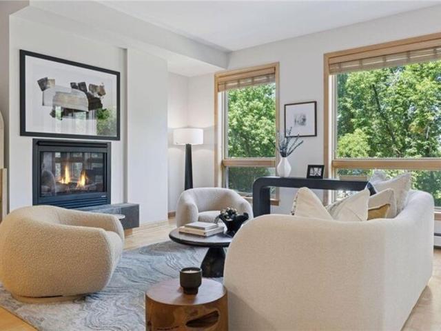 Condo for sale in Spring Park