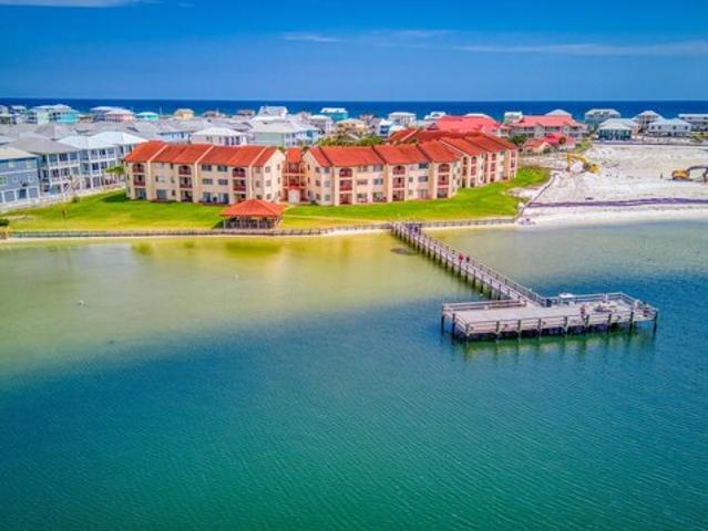 Condo for sale in Navarre