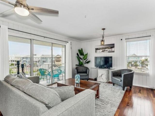 Condo for sale in Navarre