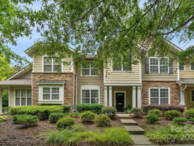 House for sale in Waxhaw