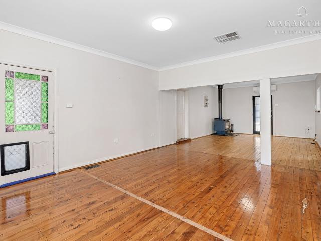 Cottage for sale in Ganmain, New South Wales