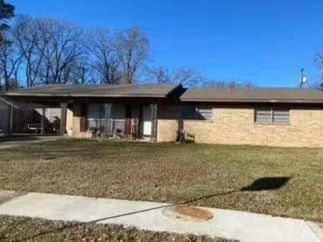 House for sale in Texarkana
