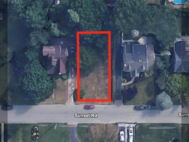 Land for sale in Bay Shore Land for sale in Bay Shore