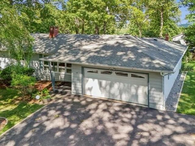 House for sale in Passaic, New Jersey