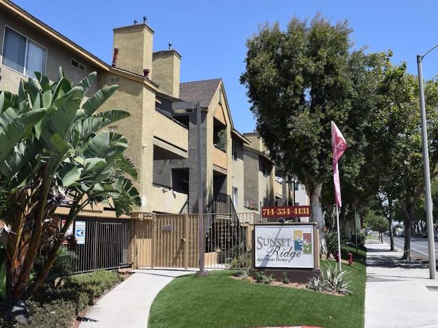 Apartment for rent in Santa Ana, California