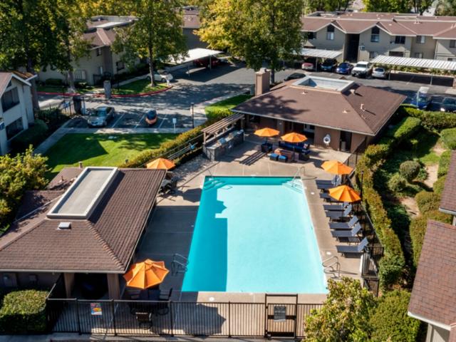 Apartment for rent in California