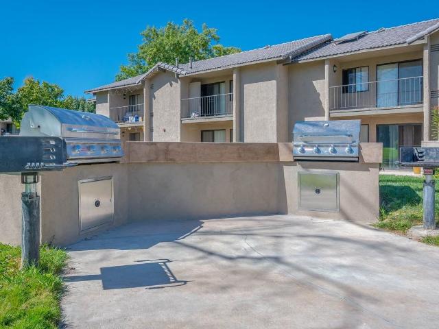 Apartment for rent in Lancaster, California