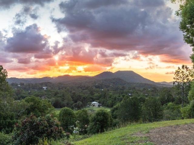 Cottage for sale in Kings Creek, Queensland