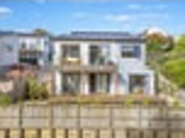House for sale in Oratia, Oroua County