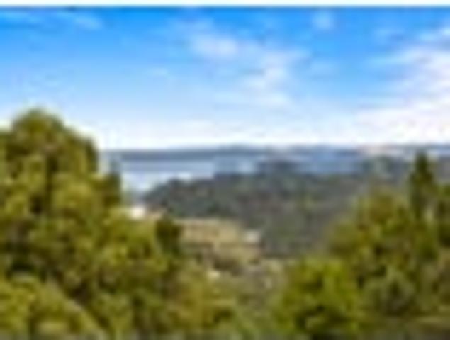 House for sale in Oratia