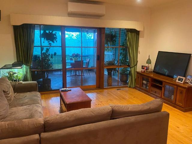 Room for rent in Camerons Creek, Victoria