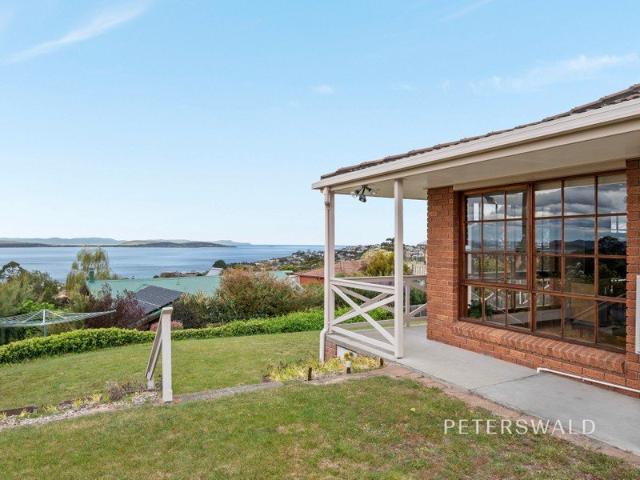 House for sale in Blackmans Bay, Hobart