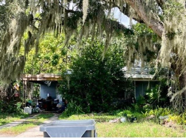 House for sale in Crystal Lake, Lakeland