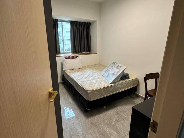 Room for rent in Bugis, 07 City, Beach Road