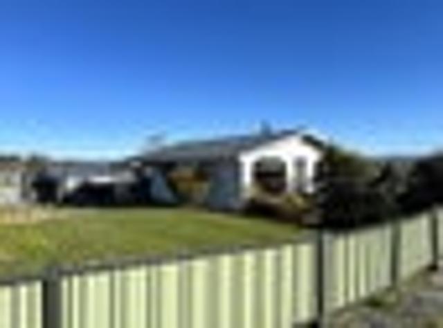House for sale in Otakou