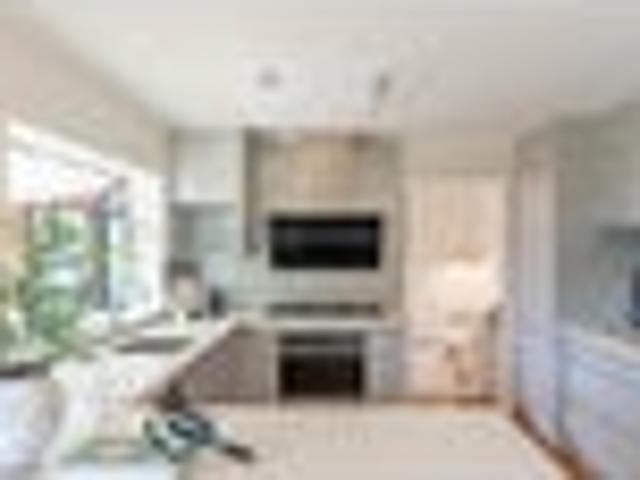 House for sale in Albany South, Upper Harbour