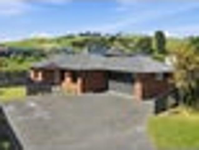 House for sale in Kinmont Park, Mosgiel