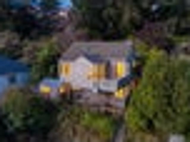 House for sale in Otakou
