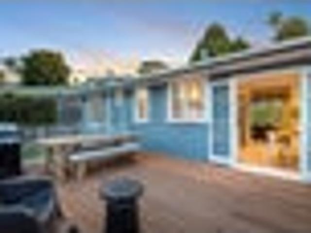 House for sale in Wairau Valley