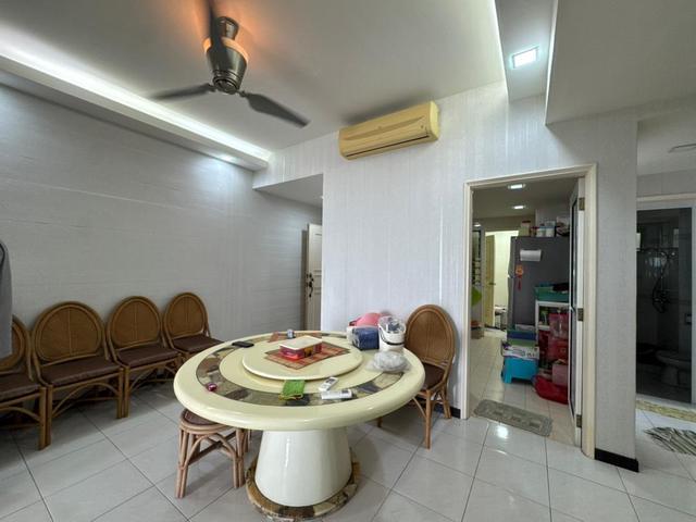 Condominium for sale in Malaka