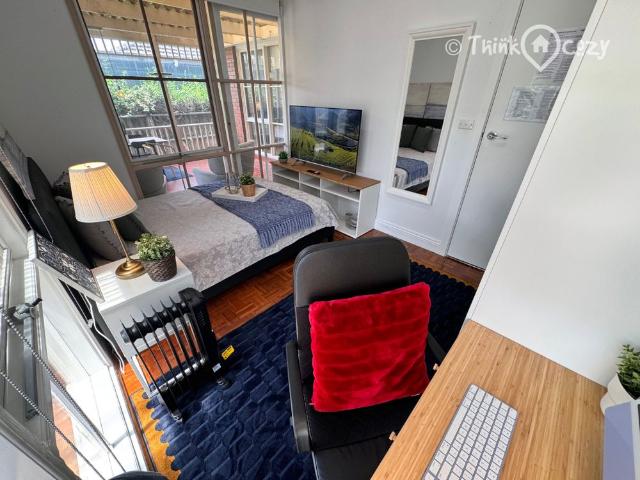 Room for rent in Sunshine West, Melbourne
