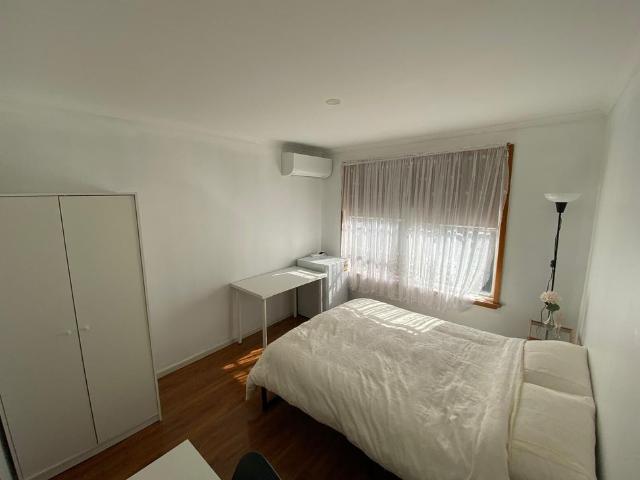 Room for rent in Camerons Creek, Victoria