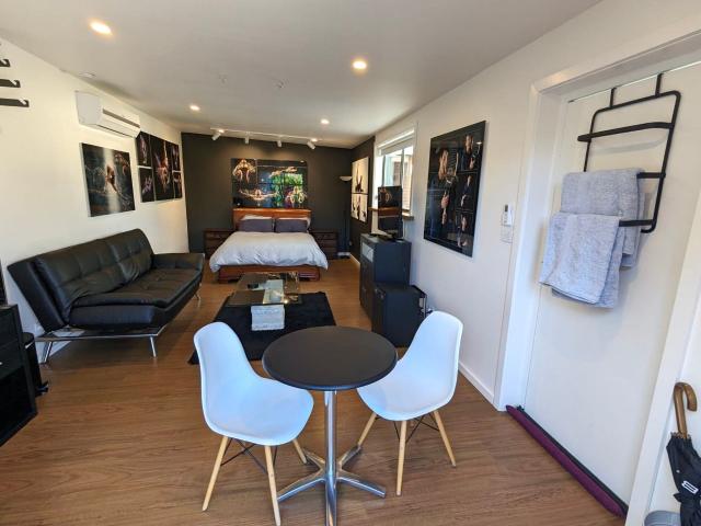 Room for rent in Sunshine West, Melbourne