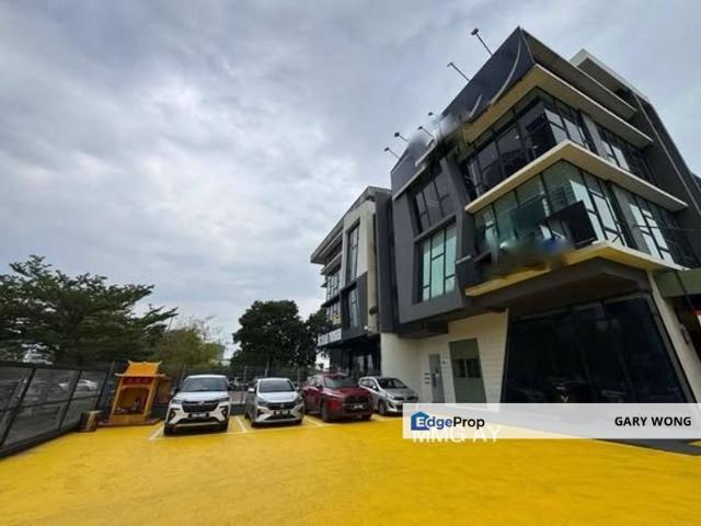 Shop for rent in Petaling, Alam Impian