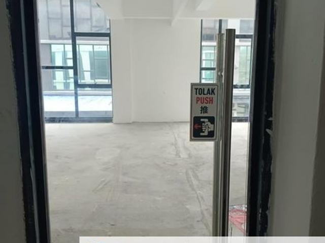 Shop for rent in Petaling, Alam Impian