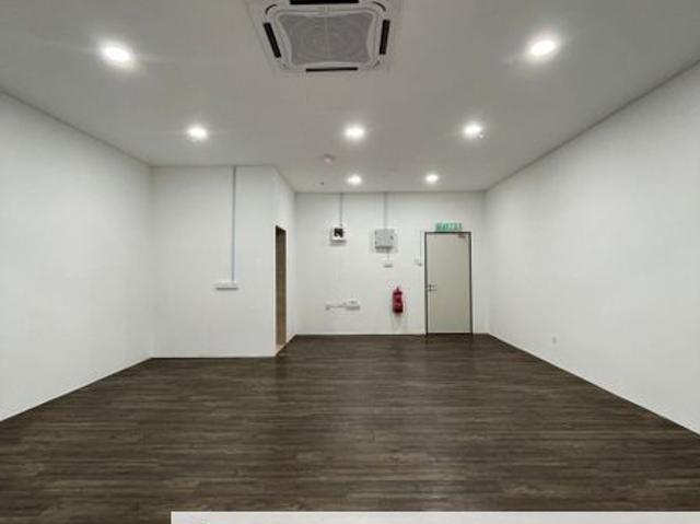Shop for rent in Petaling, Alam Impian