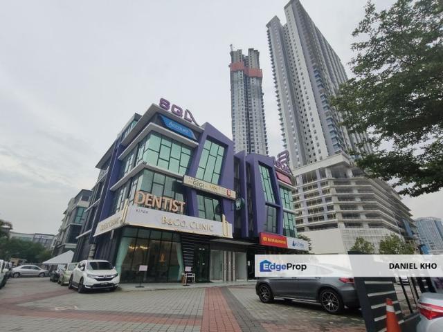 Shop for sale in Petaling, Alam Impian