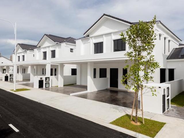 Terraced House for sale in Tanjong Sepat, Selangor