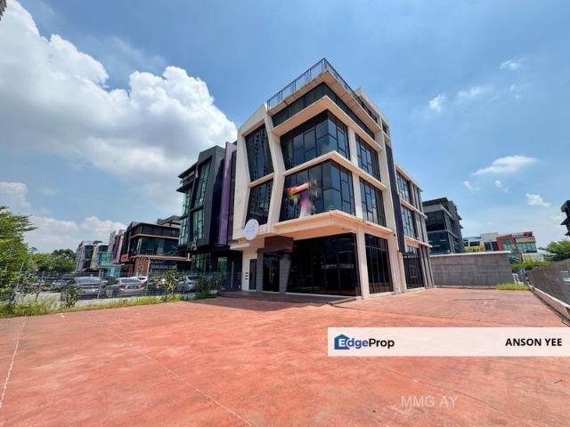 Shop for rent in Petaling, Alam Impian