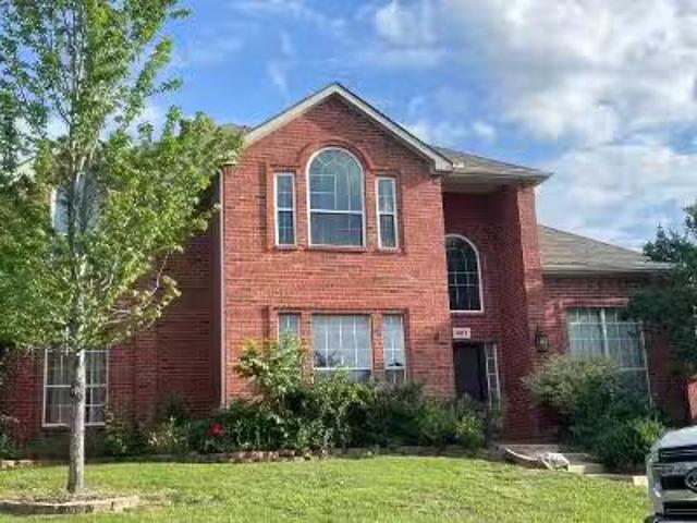 House for sale in Lewisville