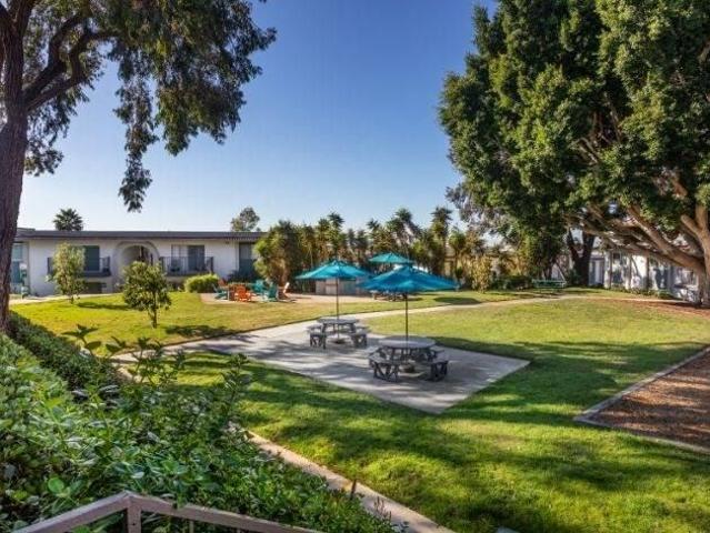 Apartment for rent in Oceanside, California