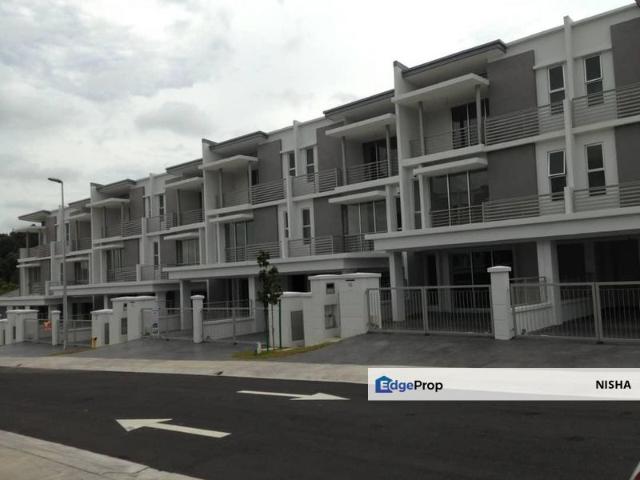 House for rent in Petaling, Alam Impian