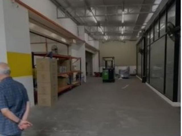 Warehouse for rent in Selayang, Selangor