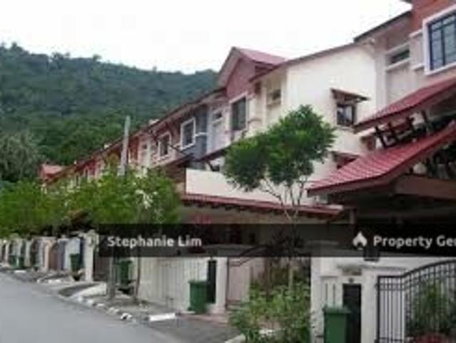 Terraced House for sale in Mukim 13, Georgetown