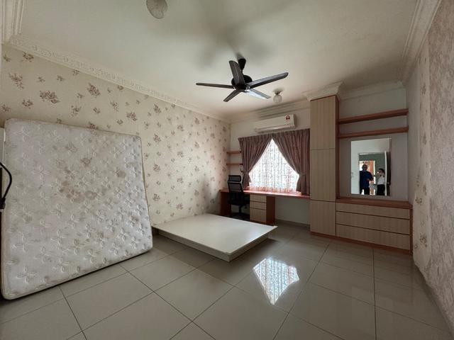 Terraced House for rent in Georgetown, Penang