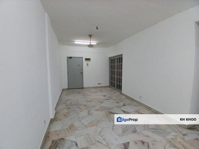 Condominium for sale in Petaling, Subang Jaya