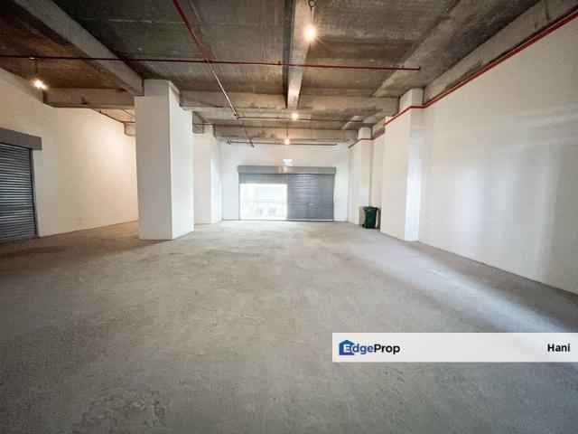 Shop for sale in Kajang, Langat