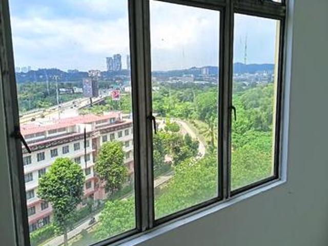 Apartment for sale in Petaling, Damansara Damai
