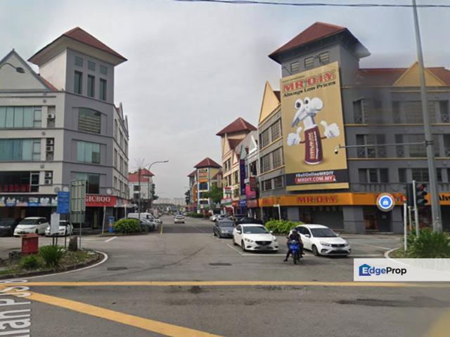Shop for sale in Petaling, Damansara Damai